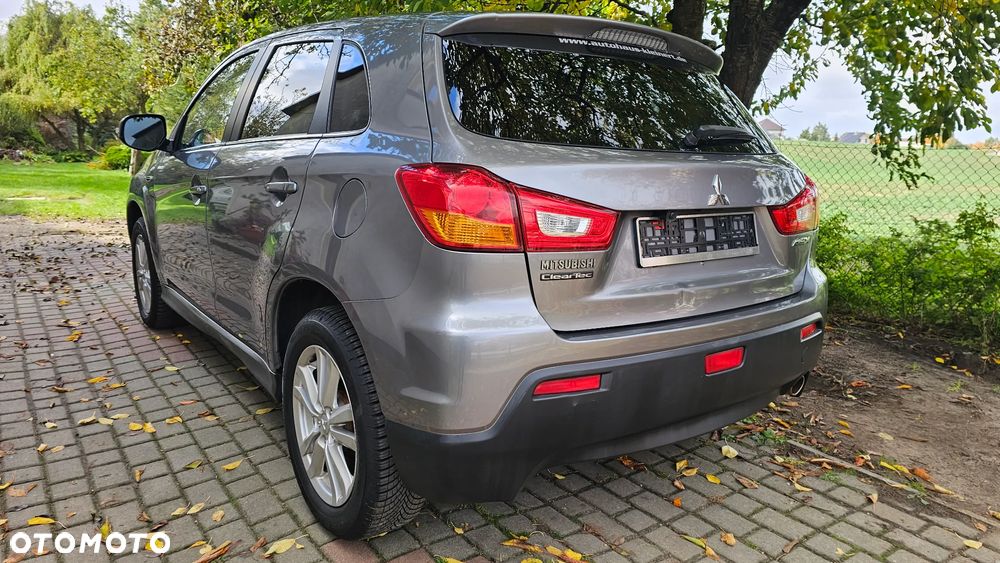 Mitsubishi ASX - 9