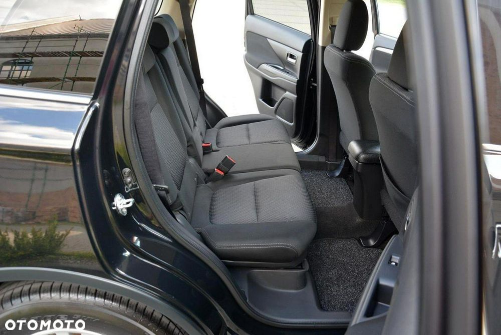 Mitsubishi Outlander 2.0 2WD Edition - 16