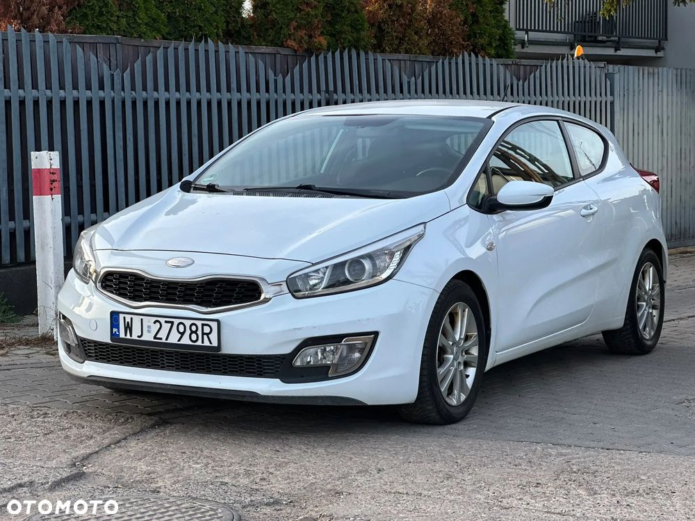 Kia Procee'd
