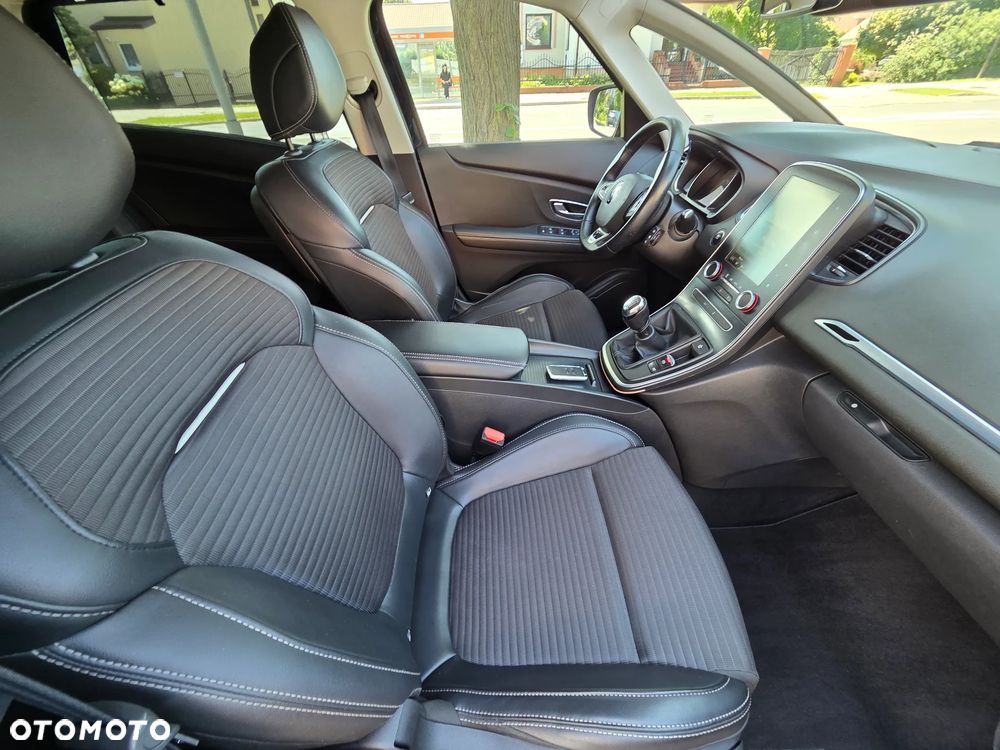 Renault Scenic ENERGY TCe 130 INTENS - 9
