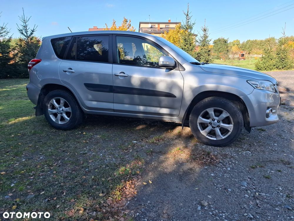 Toyota RAV4 - 7