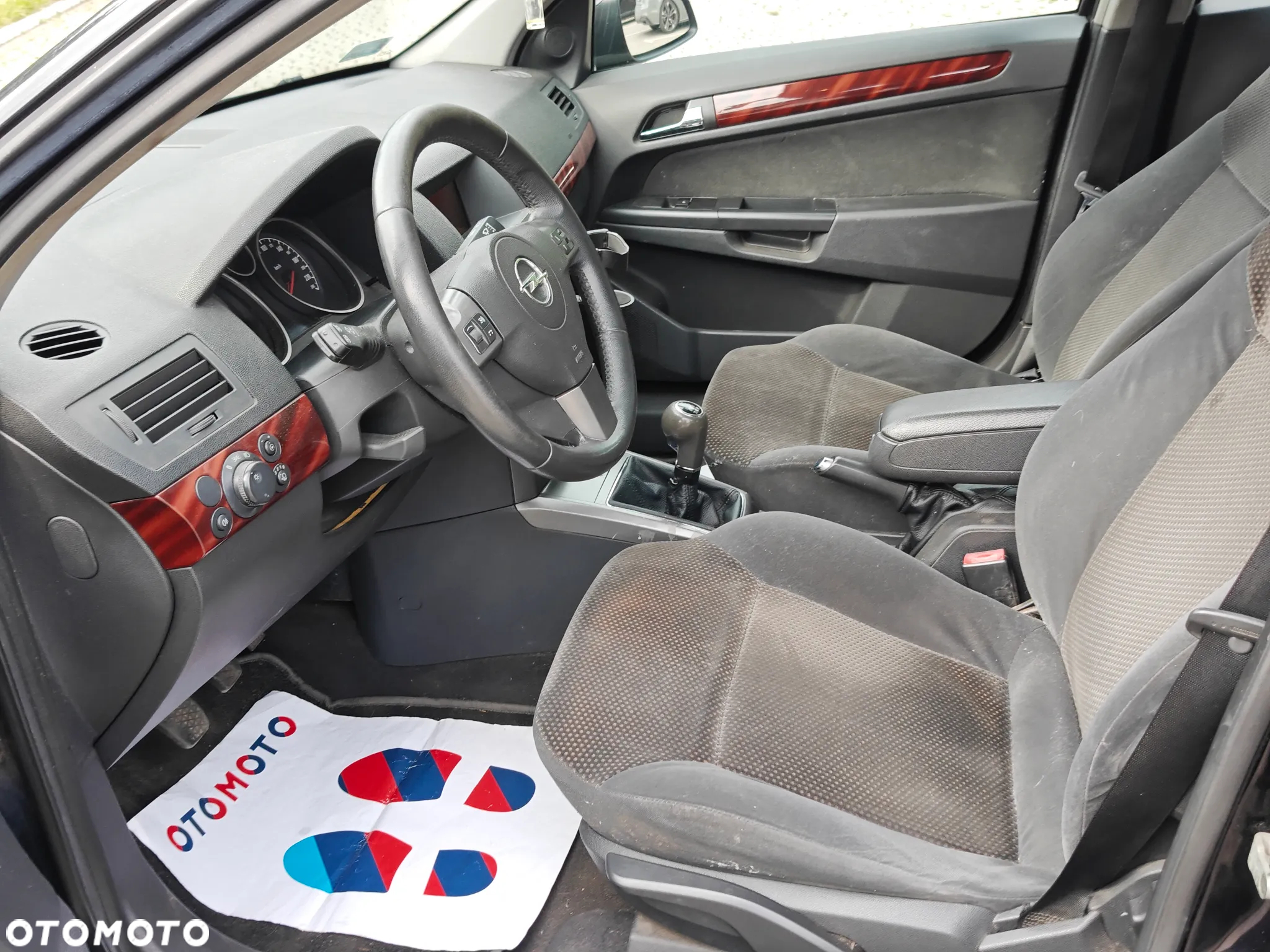 Opel Astra 1.7 CDTI Cosmo - 9