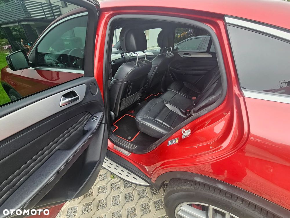Mercedes-Benz GLE - 11