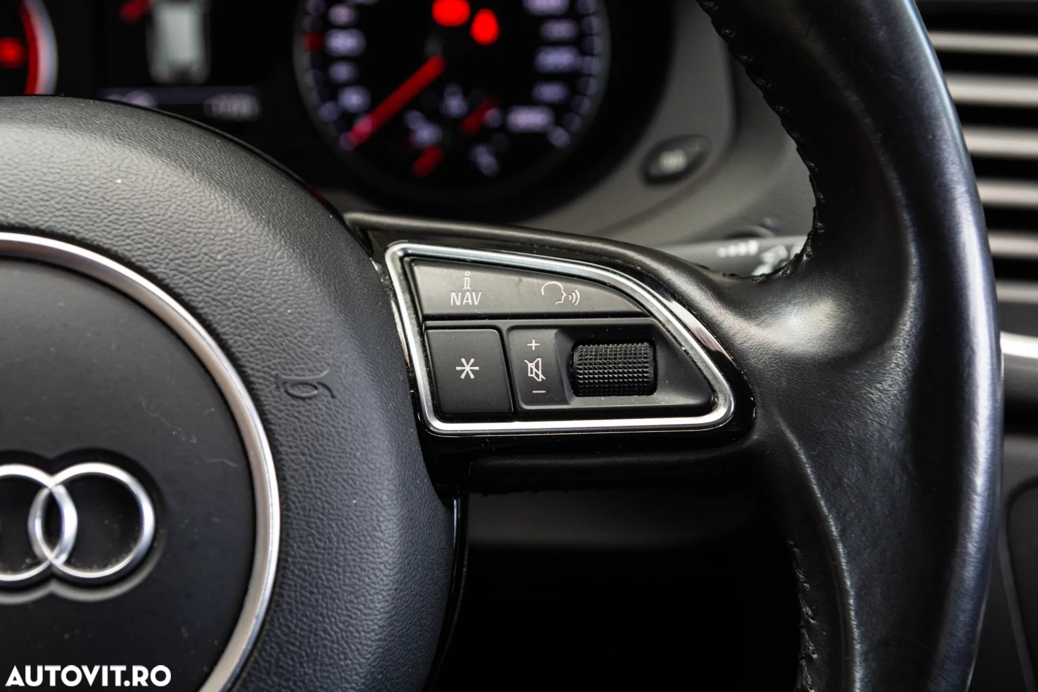 Audi Q3 2.0 TDI Quattro Stronic - 23