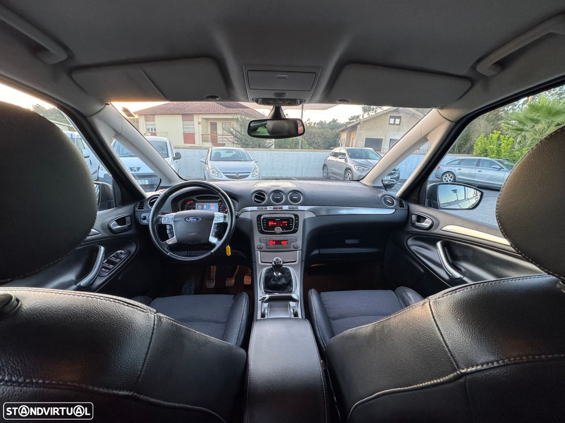 Ford S-Max 1.8 TDCi Titanium 7L - 24