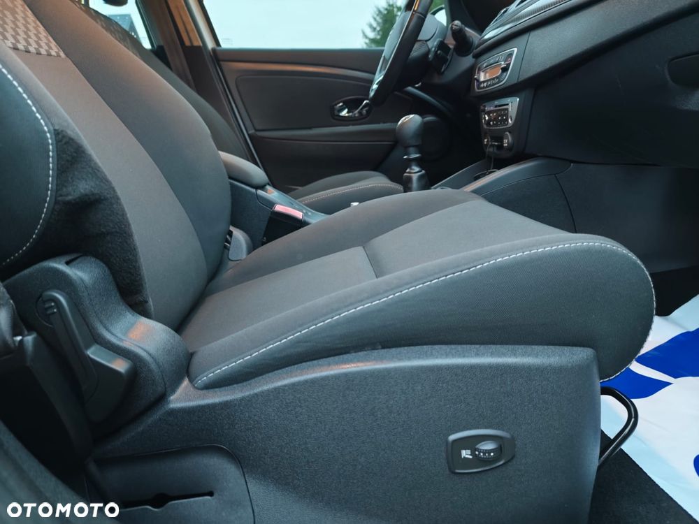 Renault Megane ENERGY TCe 115 Start & Stop Bose Edition - 18