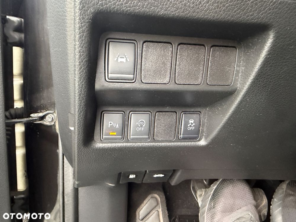Nissan Qashqai 1.6 DCi Black Edition EU6 - 23