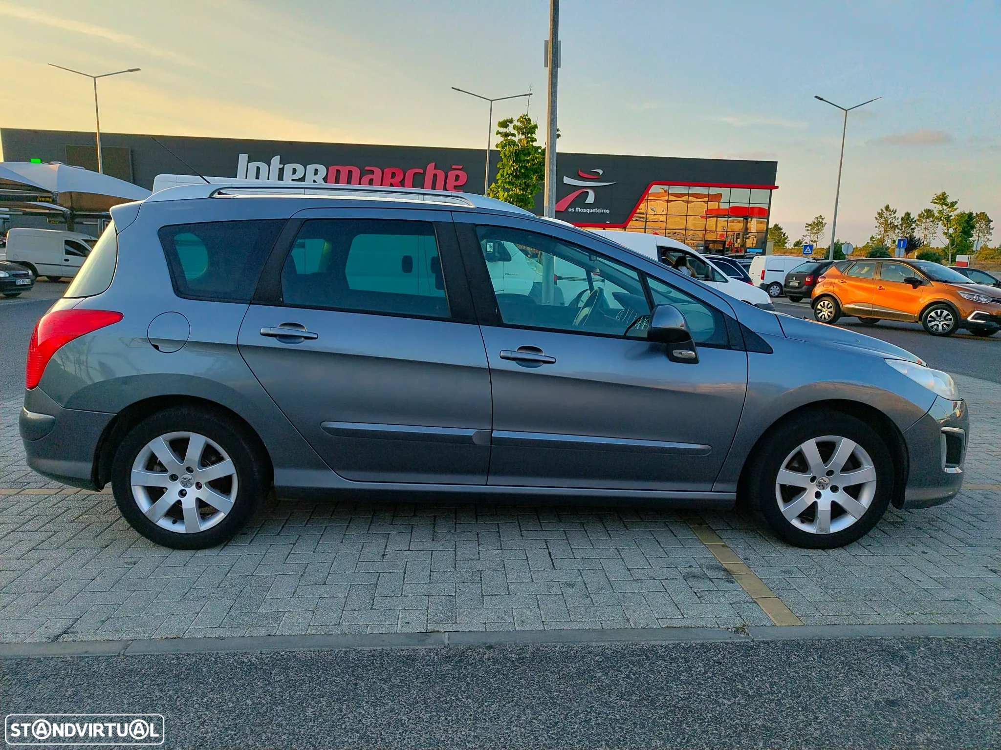 Peugeot 308 SW - 9