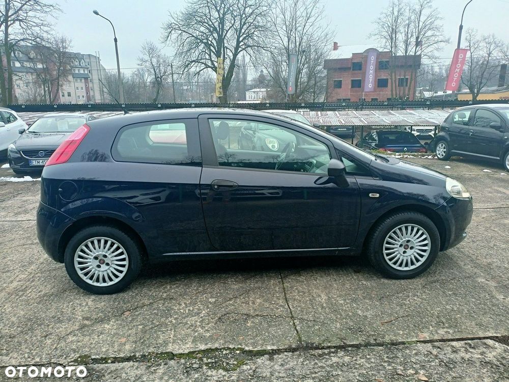 Fiat Grande Punto - 9