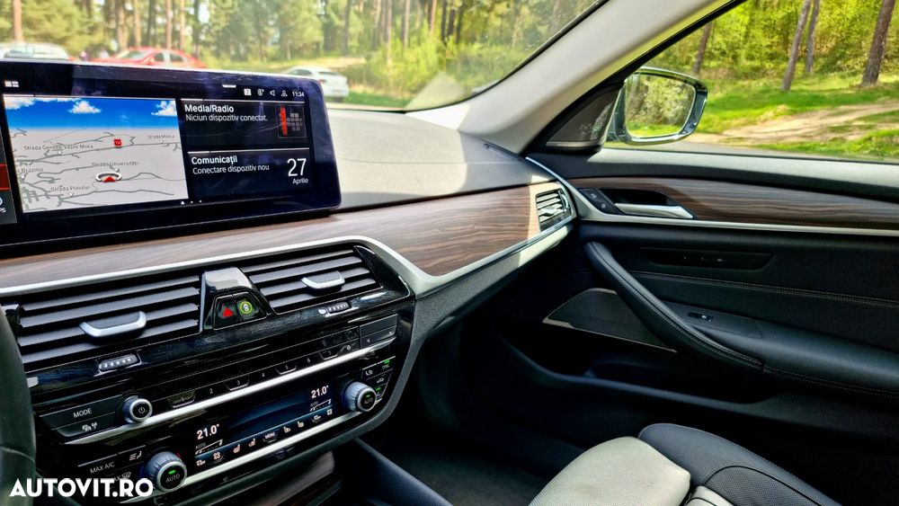 BMW Seria 5 530e Aut. Luxury Line - 19