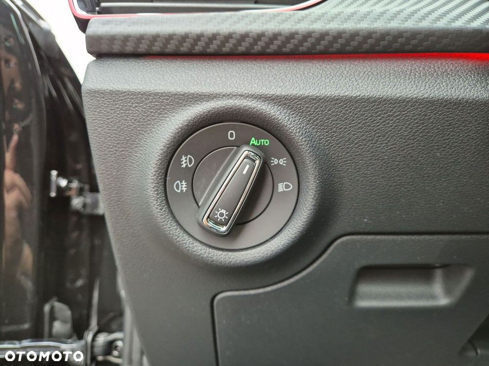 Skoda Kamiq 1.5 TSI Monte Carlo DSG - 22