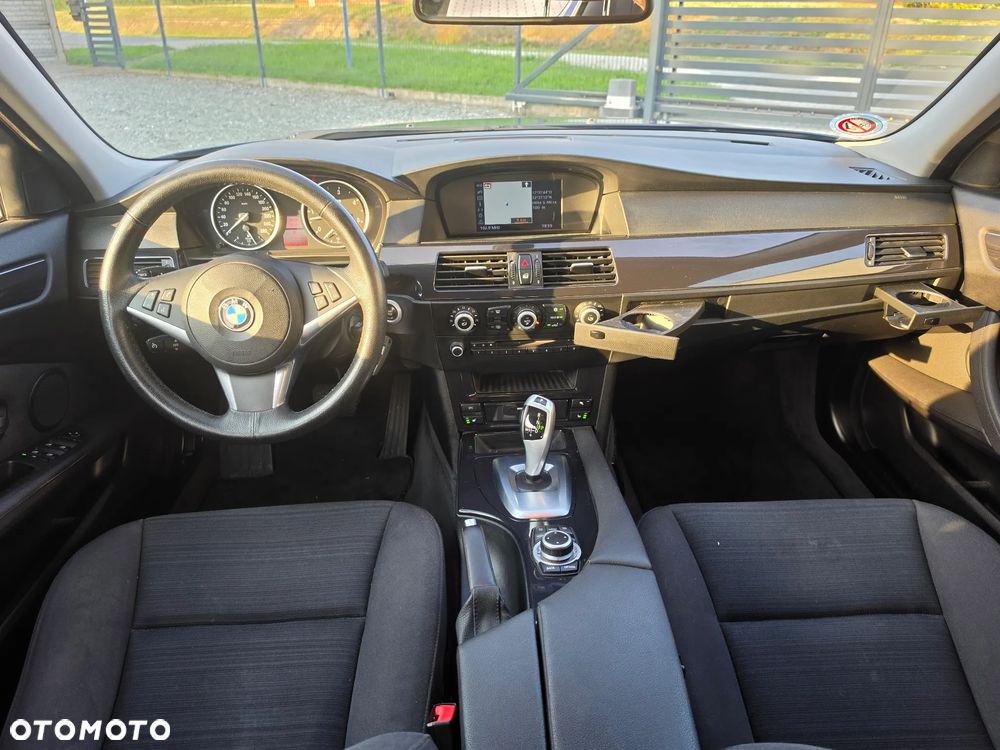BMW Seria 5 525d Edition Exclusive - 25