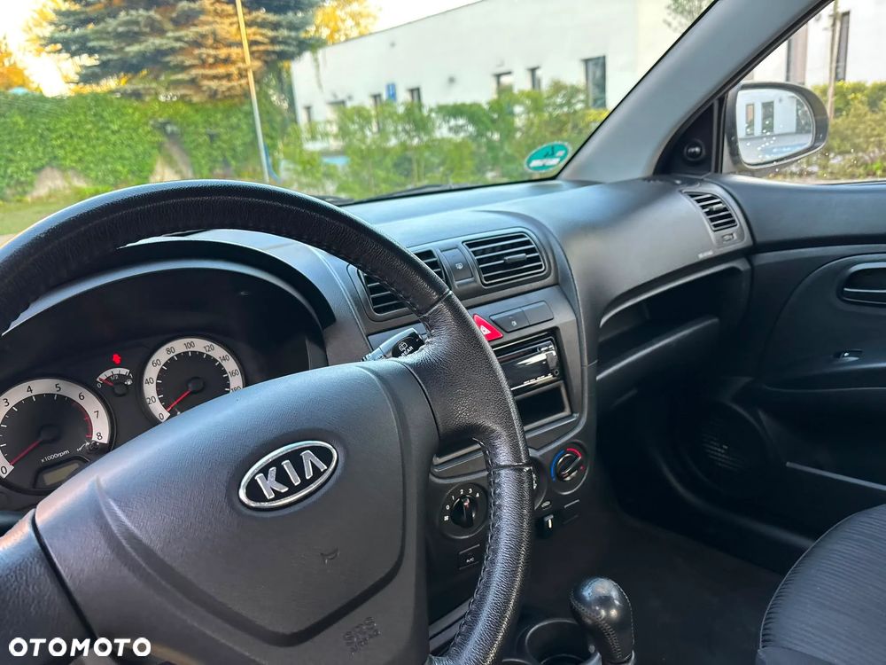 Kia Picanto - 13