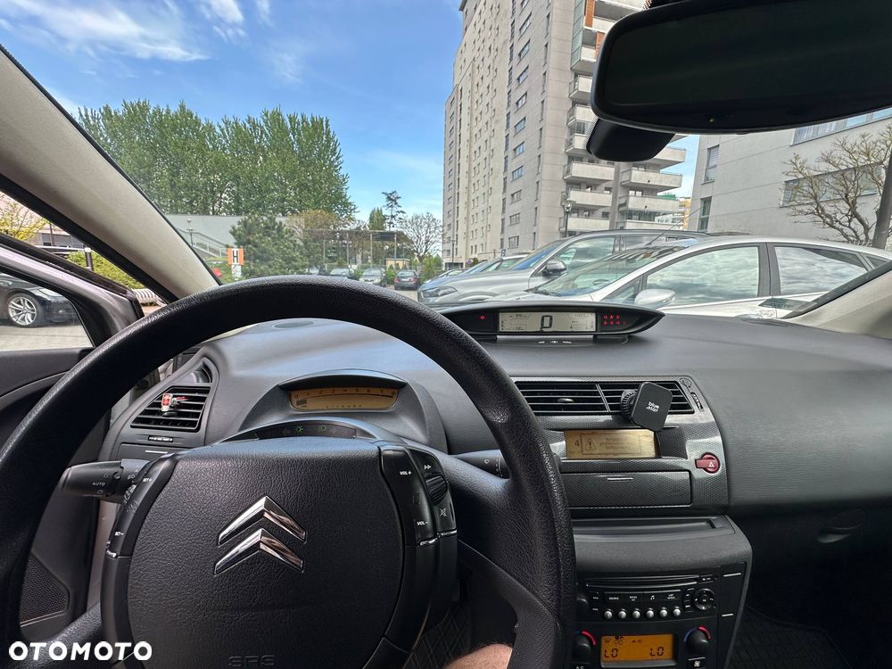 Citroën C4 1.6 16V X - 4