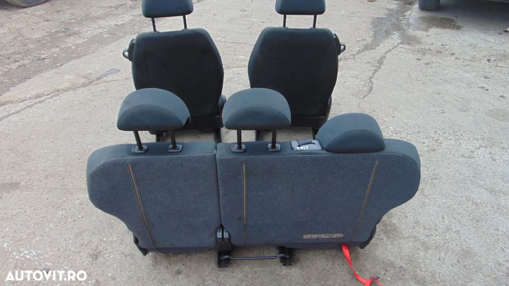 Set Scaune fata-spate Mitsubishi Colt in 2 usi an 2006 - 3