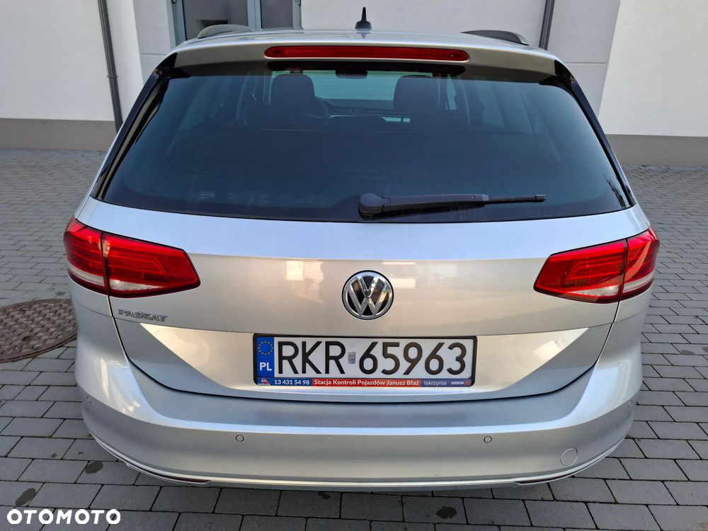 Volkswagen Passat - 6