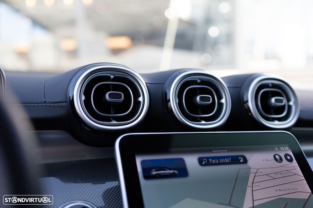 Mercedes-Benz C 300 e AMG Line - 43