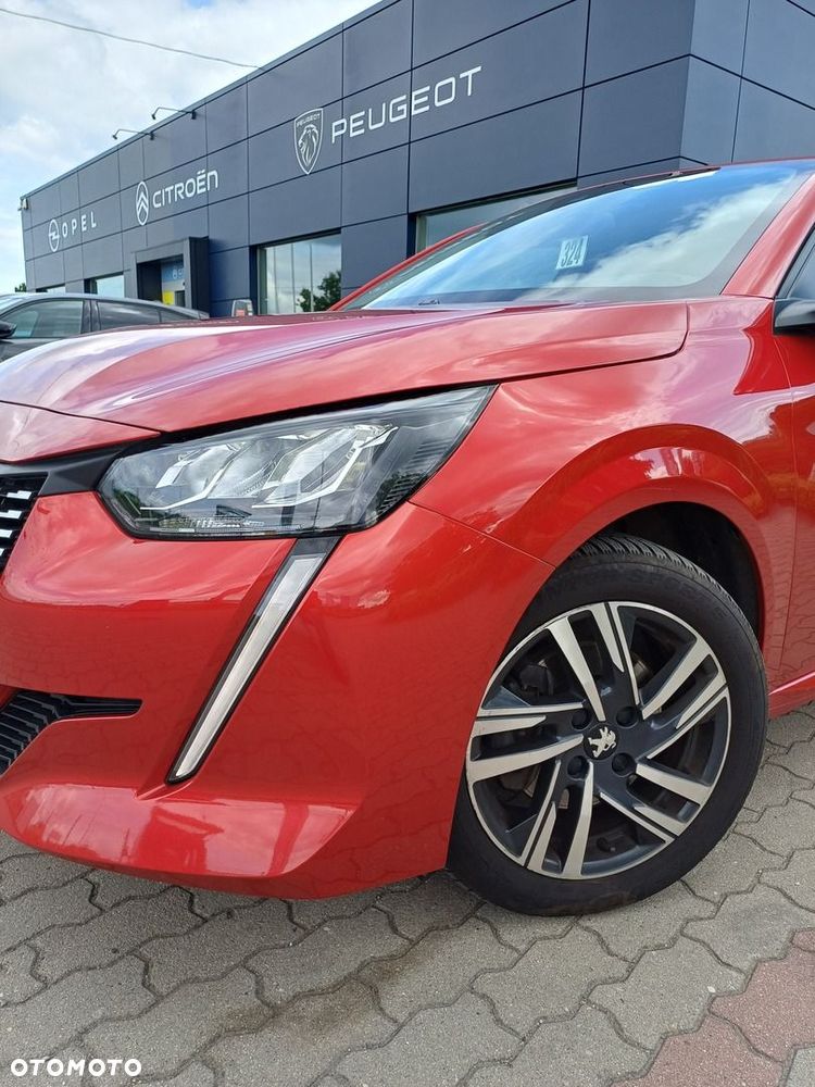 Peugeot 208 - 10