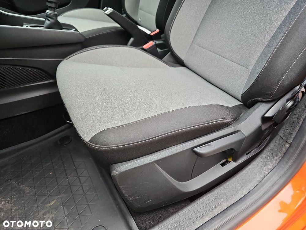 Renault Clio - 25