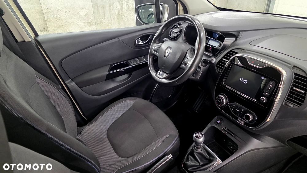 Renault Captur - 36