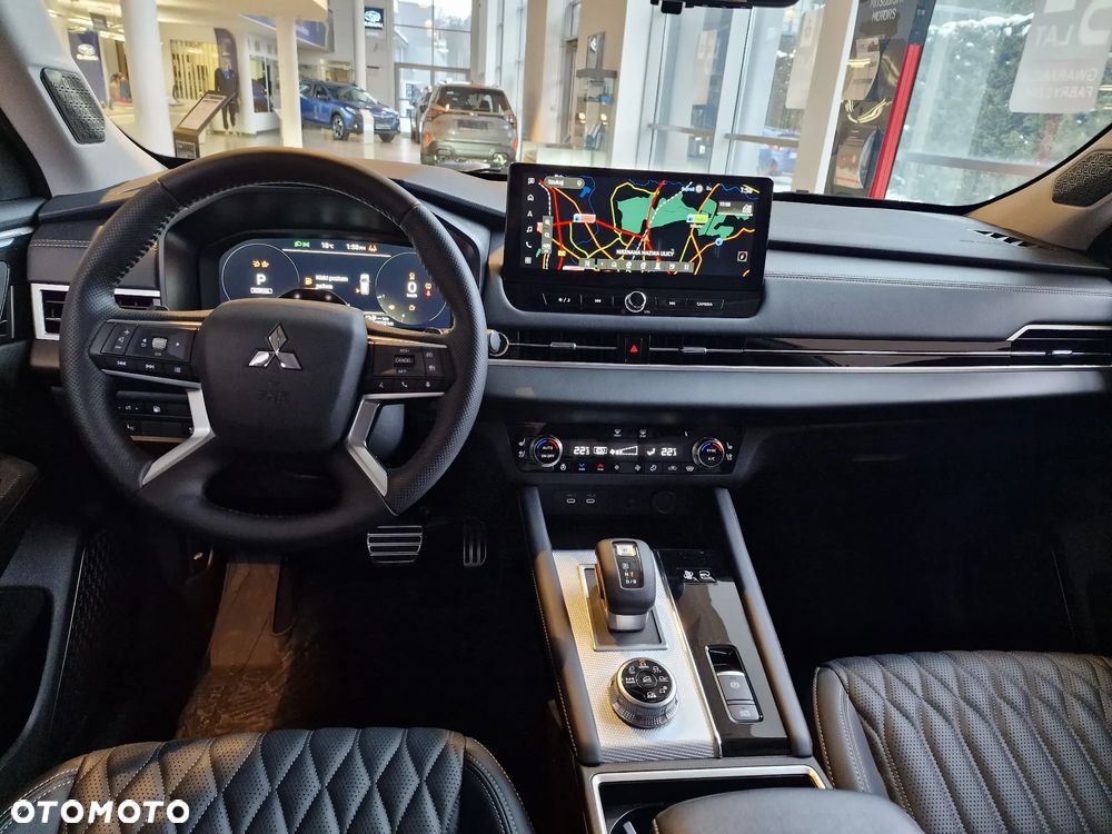 Mitsubishi Outlander Instyle - 14