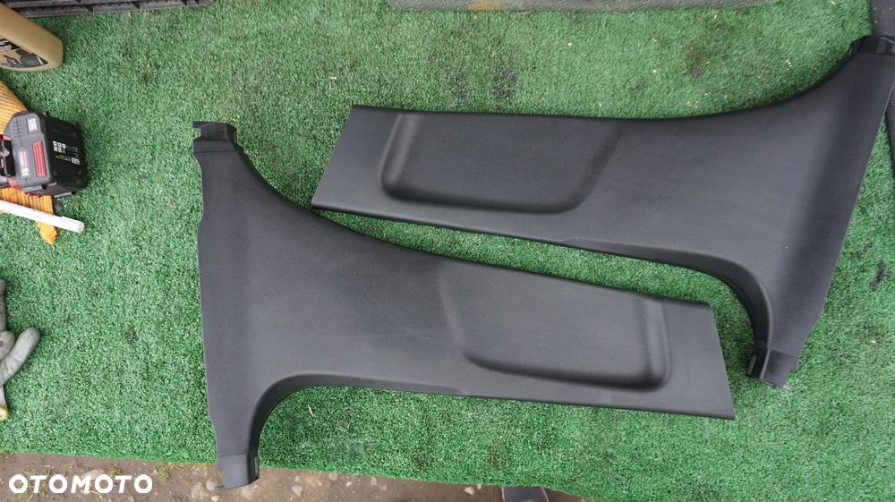 Mazda 3 BM oslona nakladka poszycie slupka lewy prawy przod