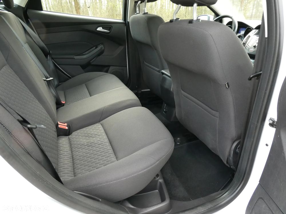 Ford Focus 1.6 EcoBoost Start-Stopp-System SYNC Edition - 26