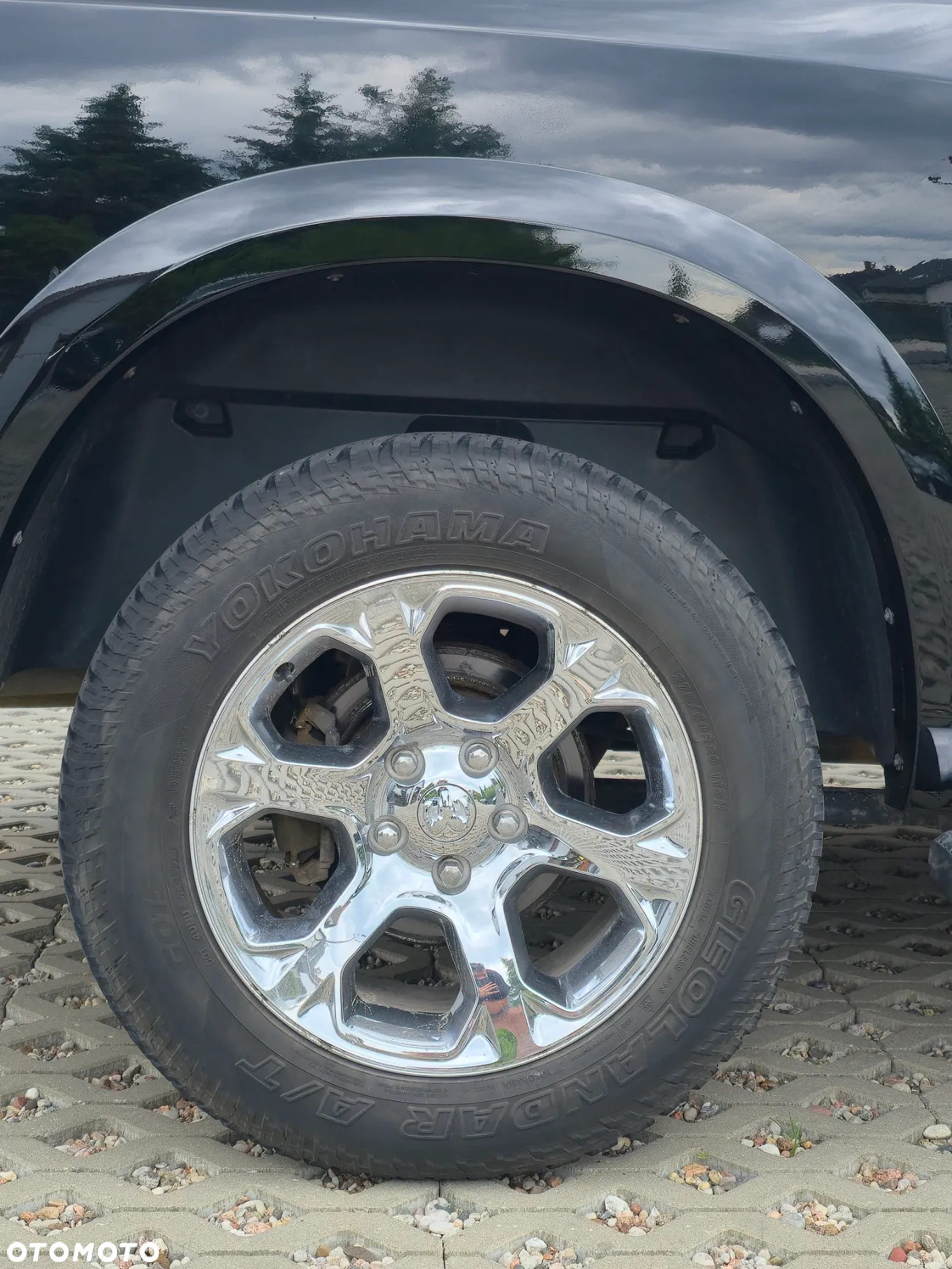 RAM 1500 5.7 Crew Cab Shortbed Laramie Sport Full - 16