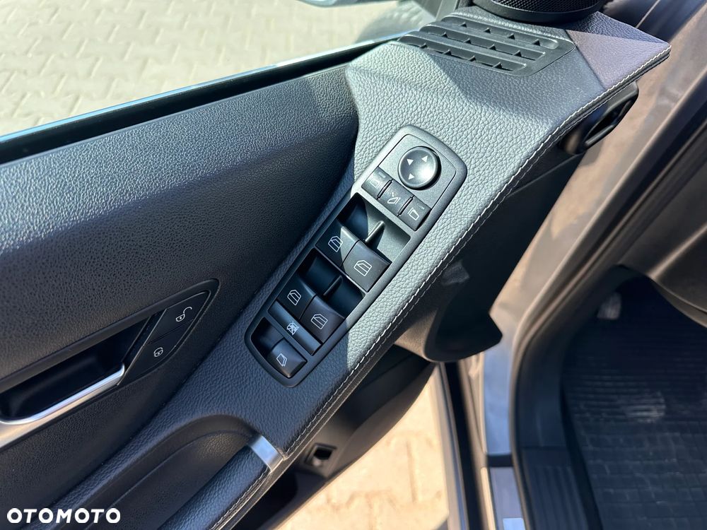 Mercedes-Benz Klasa R 350 BlueTEC L 4Matic 7G-TRONIC DPF - 28