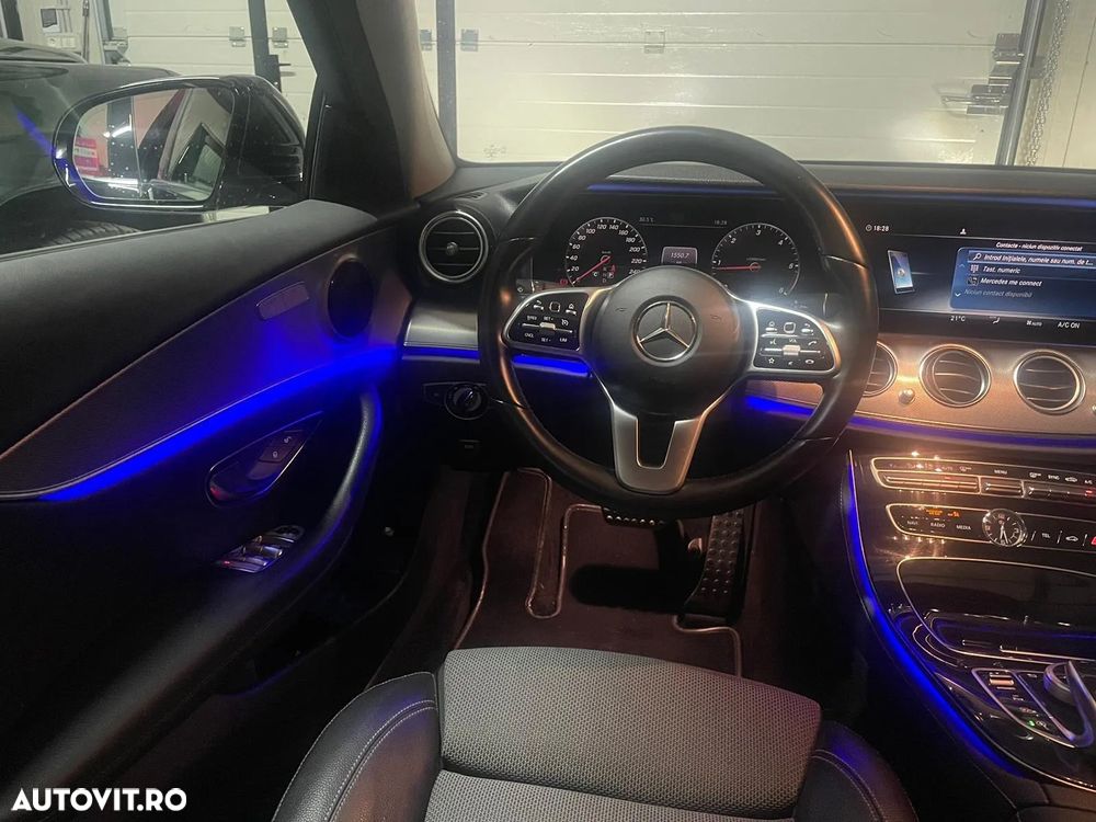 Mercedes-Benz E 220 d 4Matic 9G-TRONIC Avantgarde - 24