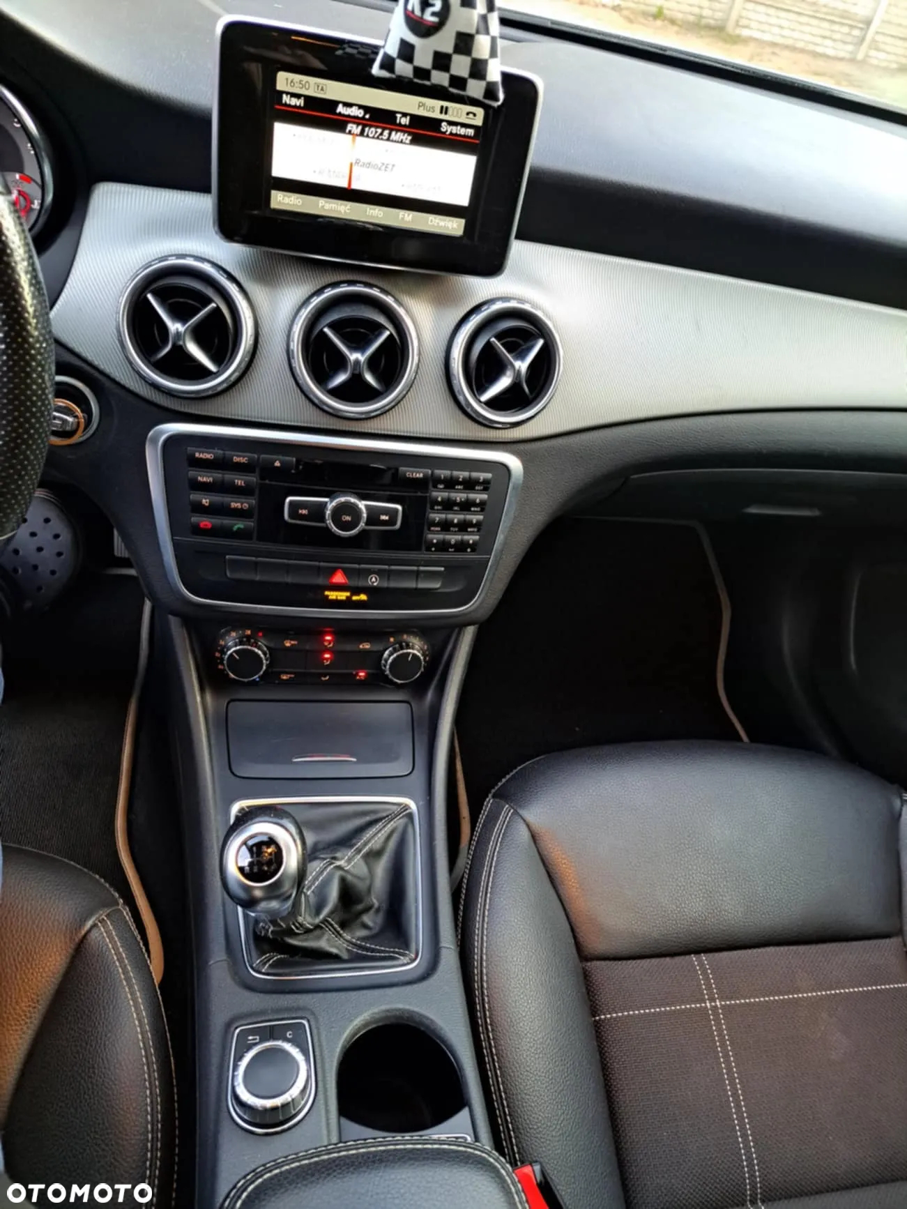 Mercedes-Benz GLA 200 (CDI) d - 29