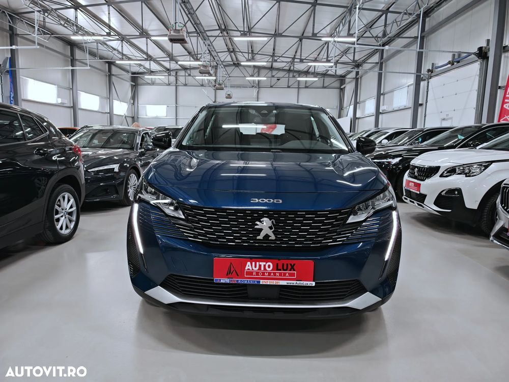Peugeot 3008 1.2 PureTech S&S EAT8 Allure - 4