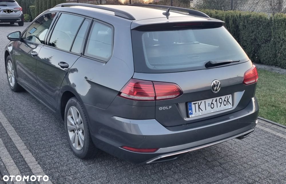 Volkswagen Golf - 8