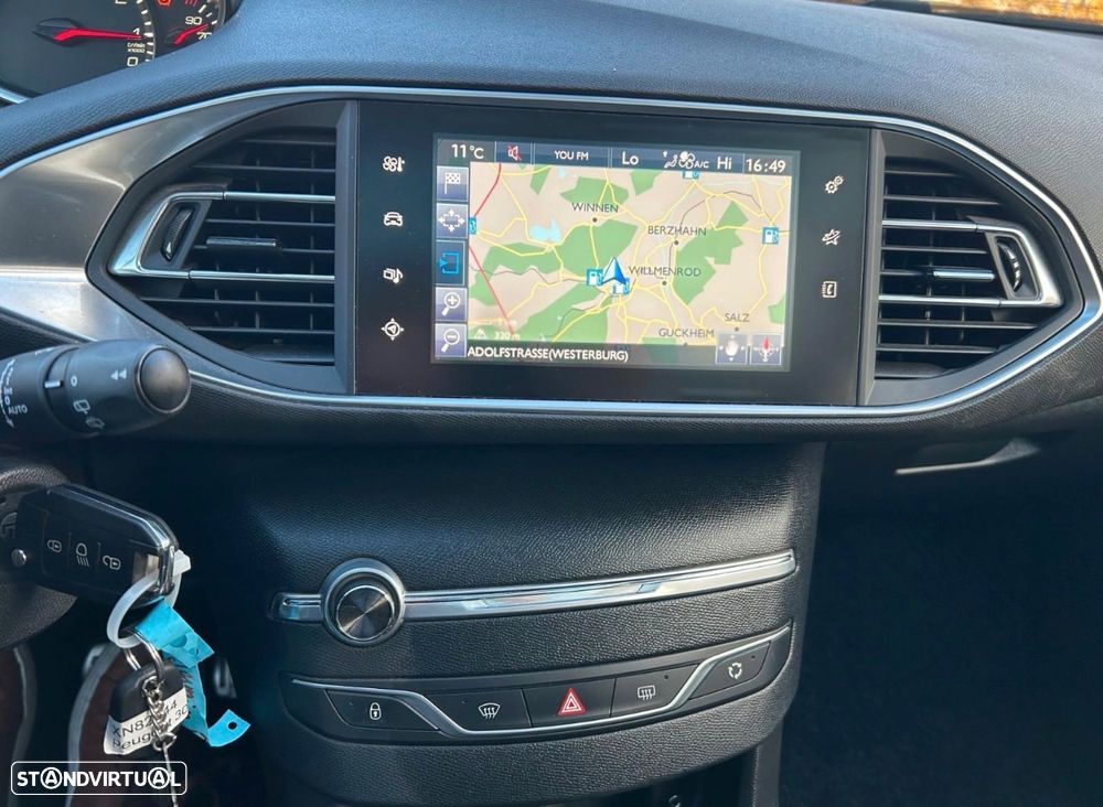 Peugeot 308 1.2 PureTech Style - 13