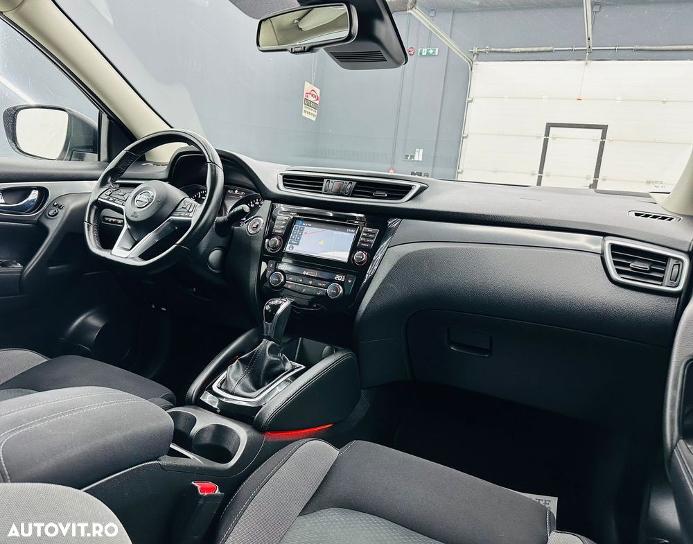 Nissan Qashqai 1.2 DIG-T Xtronic N-Vision - 21