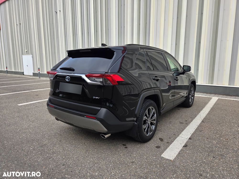 Toyota RAV4 - 16