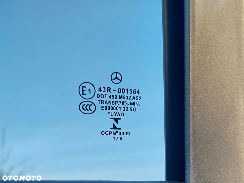 Mercedes-Benz GLA 180 d 7G-DCT AMG Line - 5