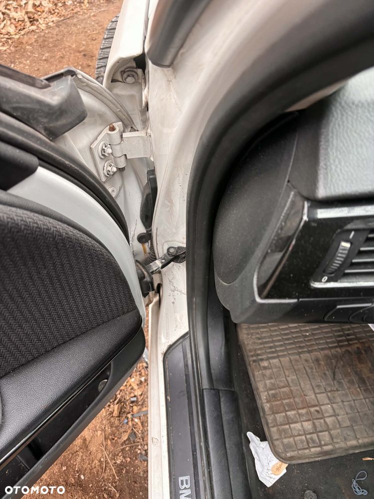 BMW Seria 3 320d Efficient Dynamics - 8