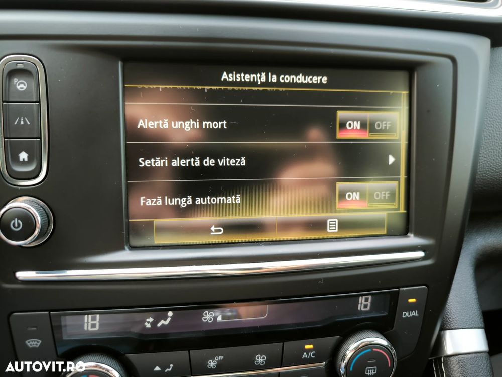 Renault Kadjar BLUE dCi 115 BUSINESS EDITION - 32