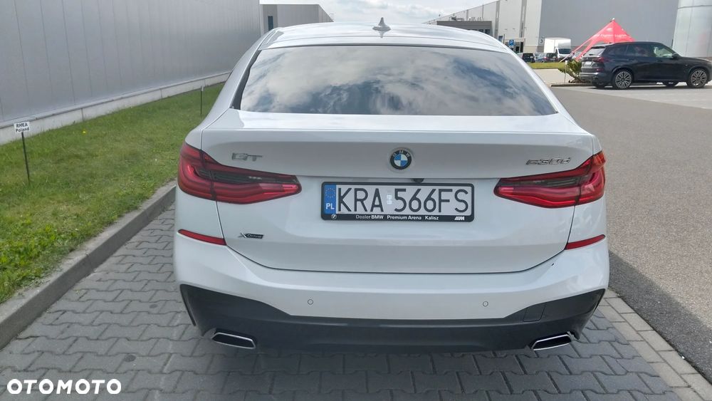 BMW 6GT - 4