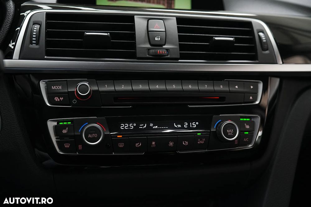 BMW Seria 3 320d xDrive Aut. Sport Line - 32