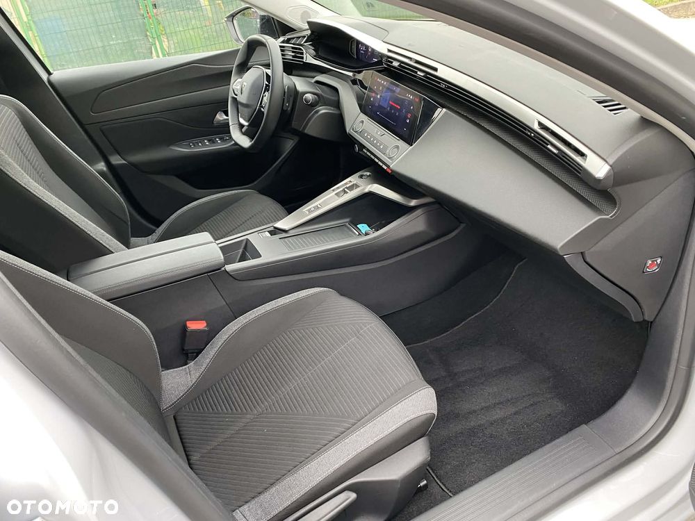 Peugeot 308 PureTech 130 EAT8 Active Pack - 11