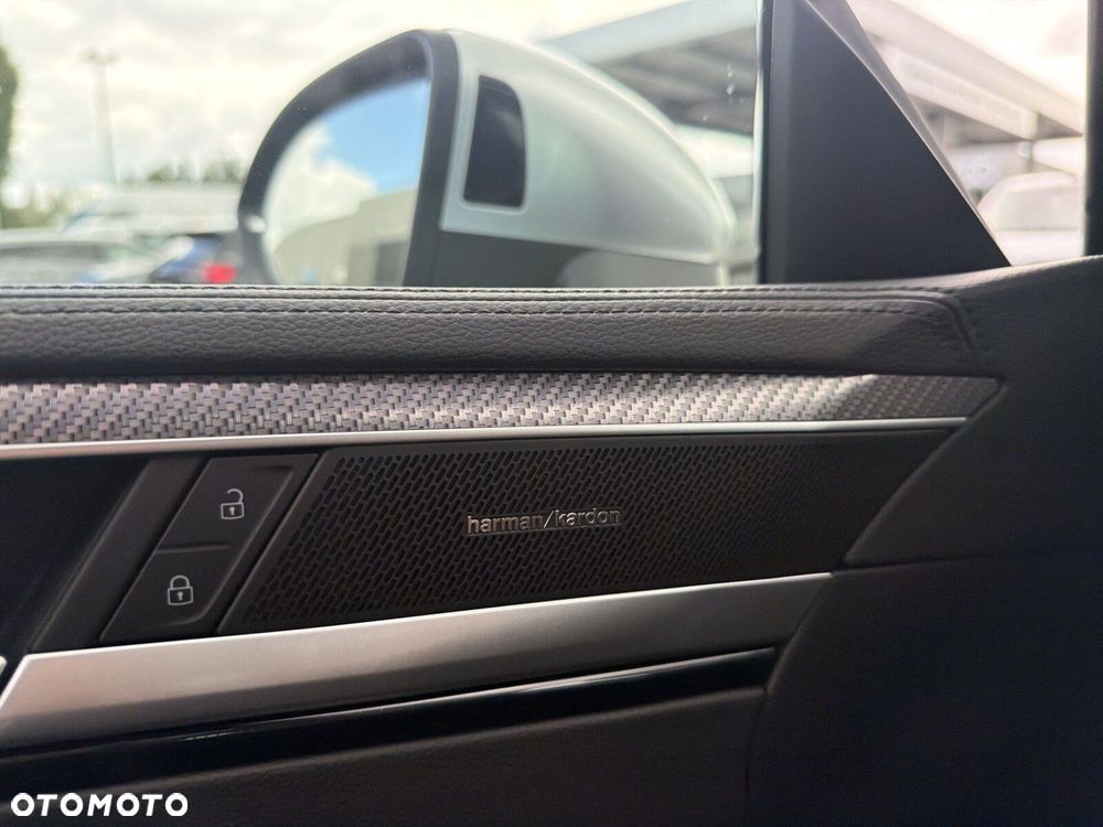 Volkswagen Arteon Shooting Brake 2.0 TSI 4Motion R DSG - 10
