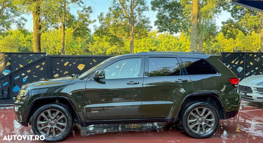Jeep Grand Cherokee - 4