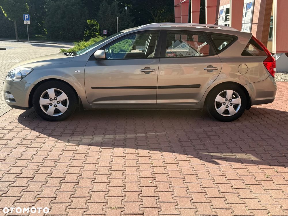 Kia Ceed 1.6 Crdi Comfort - 18