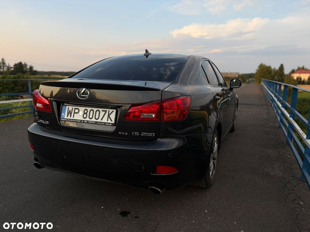 Lexus IS 250 Elegance - 1