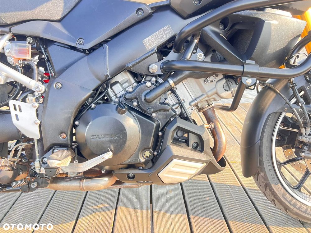 Suzuki DL - 24