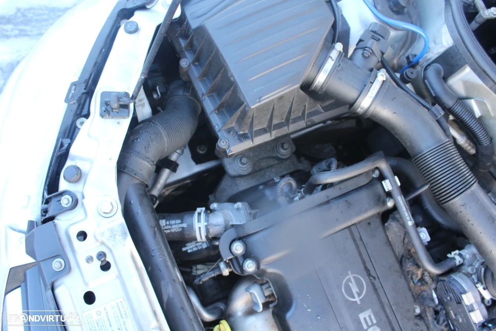 Opel Corsa 1.2 Twinport Enjoy - 13