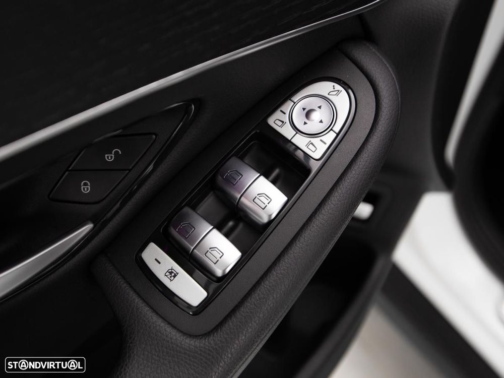 Mercedes-Benz GLC 300 de 4Matic - 19