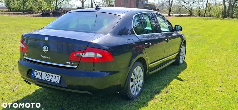 Skoda Superb 2.0 TDI Elegance - 5